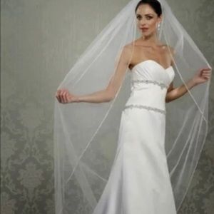New beautiful rhinestone edged cathedral veil